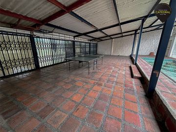 Casa de venta en Kennedy - Cerca al Policentro  – código:21043
