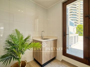 Penthouse nuevo, gran terraza y quincho