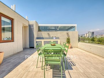 Penthouse nuevo, gran terraza y quincho