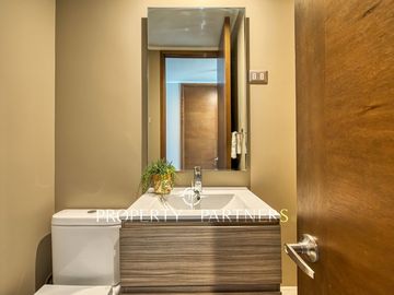 Penthouse nuevo, gran terraza y quincho
