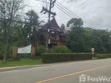 Standalone land and house for sale next to Laguna Homes.