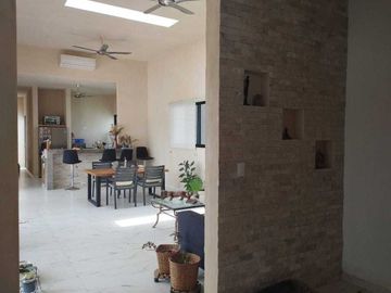 CASA EN VENTA DE  1 PISO EN JARDINES DE LA REJOYADA MERIDA, YUCATAN