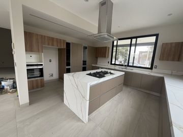 CASA EN VENTA EN LA CAMPIÑA DEL BOSQUE LEÓN GUANAJUATO