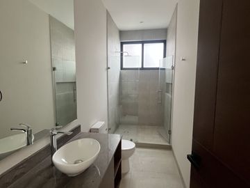 CASA EN VENTA EN LA CAMPIÑA DEL BOSQUE LEÓN GUANAJUATO