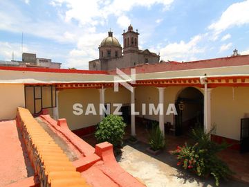 QUINTA CUITZEO: BELLA PROPIEDAD COLONIAL EN JARDIN PRINCIPAL, PARA USO COMERCIAL