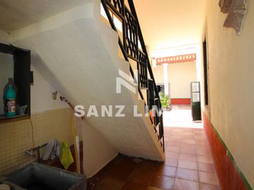QUINTA CUITZEO: BELLA PROPIEDAD COLONIAL EN JARDIN PRINCIPAL, PARA USO COMERCIAL
