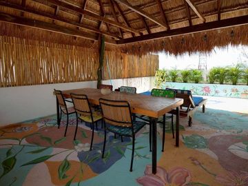 ARTÍSTICO PENTHOUSE EN LA VELETA