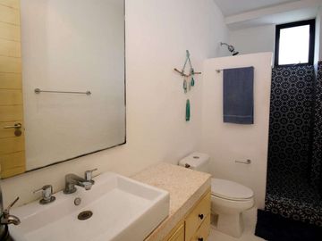 ARTÍSTICO PENTHOUSE EN LA VELETA