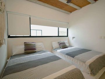 ARTÍSTICO PENTHOUSE EN LA VELETA
