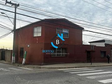 SE VENDE GRAN CASA EN CERRO BARÓN VALPARAÍSO
