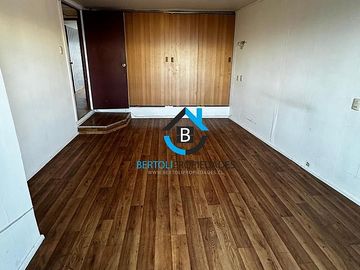 SE VENDE GRAN CASA EN CERRO BARÓN VALPARAÍSO