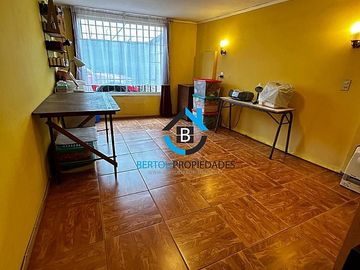 SE VENDE GRAN CASA EN CERRO BARÓN VALPARAÍSO