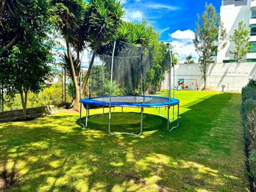 Vendo loft en Cumbayá, sector Sitecenter.