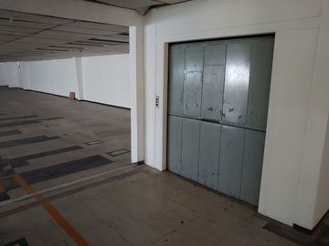 Bodega Industrial -   Av. 510 - 3,315 m2