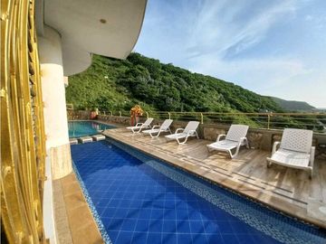 En Venta apartamento amoblado turístico en Playa Salguero