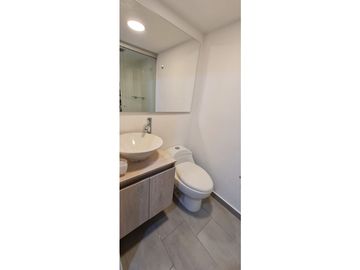 APARTAESTUDIO EN ARRIENDO SECTOR LOS BALSOS - POBLADO