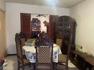 CASA EN VENTA EN COL. ALTAVISTA SUR EN MONTERREY NL