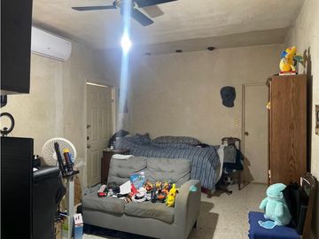 CASA EN VENTA EN COL. ALTAVISTA SUR EN MONTERREY NL
