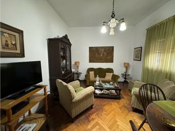 Vendo Casa y Departamento en Concepción del Uruguay, Entre Ríos.