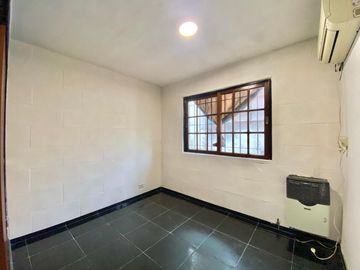 Casa PH en venta en Ituzaingo Norte