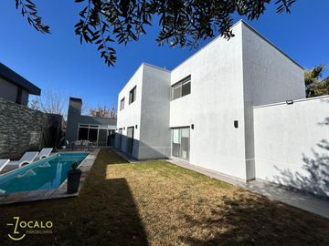 Casa en venta - Barrio Privado Vistapueblo
