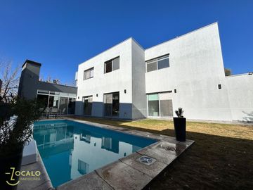 Casa en venta - Barrio Privado Vistapueblo