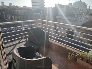VENTA BOEDO, DEPARTAMENTO 2 AMBIENTES SEMIPISO