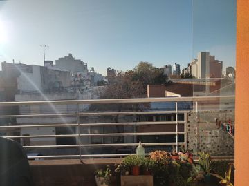 VENTA BOEDO, DEPARTAMENTO 2 AMBIENTES SEMIPISO