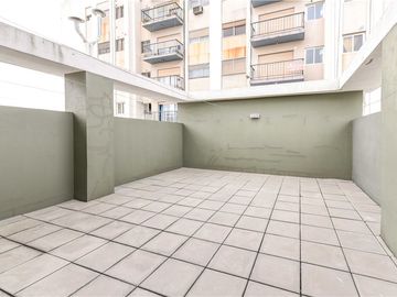 VENTA DEPTO 3 AMB. BERNAL QUILMES COCHERA BAULERA