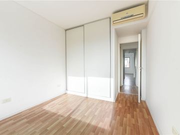 VENTA DEPTO 3 AMB. BERNAL QUILMES COCHERA BAULERA