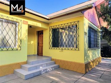 Casa en Venta en Adolfo Eastman Cox / Cuartel de Bomberos