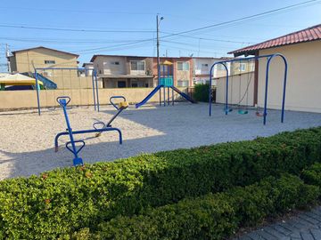 VENTA DE CASA EN URBANIZACIÓN DURÁN CITY - ETAPA AMARANTO (AB)