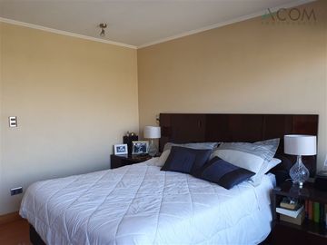 Departamento en Venta en METRO MANQUEHUE CON ESTACIONAMIENTO