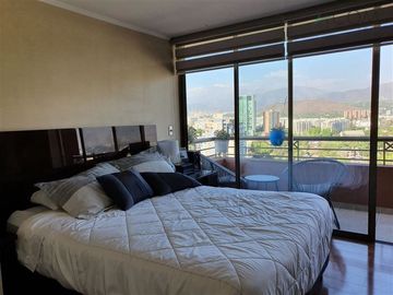 Departamento en Venta en METRO MANQUEHUE CON ESTACIONAMIENTO