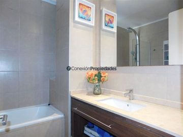 Departamento en Venta en Manquehue - Av. Colón - Hernando de Magallanes - LOFT de 4 Dormitorios y 2 Estacionamientos