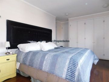Departamento en Venta en Manquehue - Av. Colón - Hernando de Magallanes - LOFT de 4 Dormitorios y 2 Estacionamientos