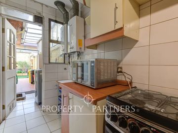 Amplia casa 4D/3B/2E / Manquehue/Latadía