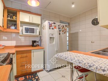 Amplia casa 4D/3B/2E / Manquehue/Latadía
