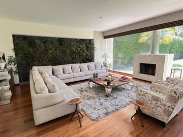Casa Residencial en venta, en zona Zavaleta, Camino Real a Cholula, Puebla, Pue.