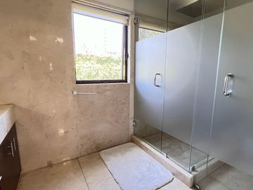 Casa Residencial en venta, en zona Zavaleta, Camino Real a Cholula, Puebla, Pue.