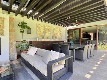 Casa Residencial en venta, en zona Zavaleta, Camino Real a Cholula, Puebla, Pue.