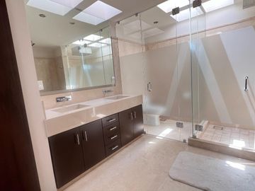 Casa Residencial en venta, en zona Zavaleta, Camino Real a Cholula, Puebla, Pue.