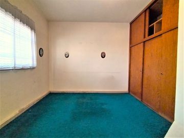 Casa en Venta en Cuautitlán Estado de México con uso de suelo habitacional/comer