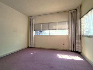 Casa en Venta en Cuautitlán Estado de México con uso de suelo habitacional/comer