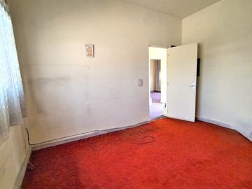 Casa en Venta en Cuautitlán Estado de México con uso de suelo habitacional/comer