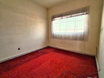 Casa en Venta en Cuautitlán Estado de México con uso de suelo habitacional/comer