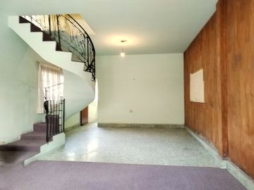 Casa en Venta en Cuautitlán Estado de México con uso de suelo habitacional/comer
