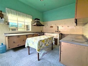 Casa en Venta en Cuautitlán Estado de México con uso de suelo habitacional/comer