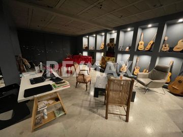 VENTA DE HERMOSA RESIDENCIA DE AUTOR EN JURIQUILLA