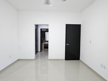 RESIDENCIA EN VENTA DE 3 RECÁMARAS EN ZONA RESIDENCIAL !